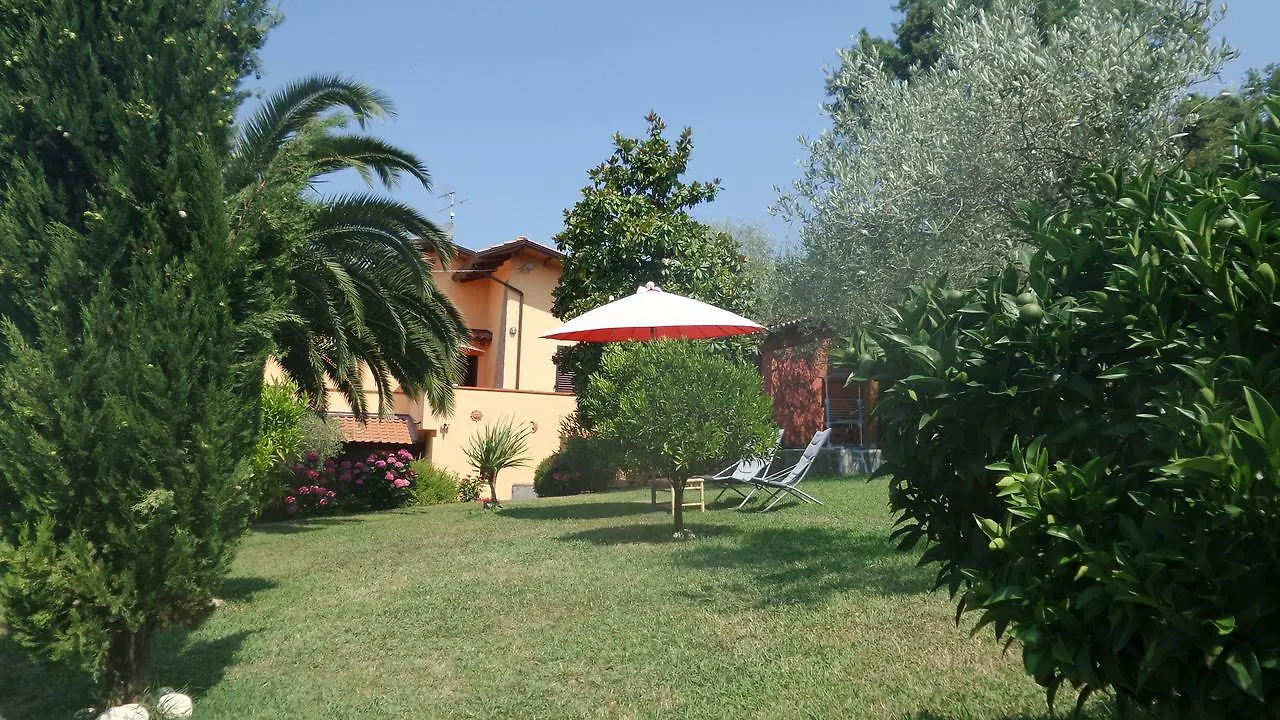 Casa Vacanze Colline Di Luni Castelnuovo Magra 0*,  Italy